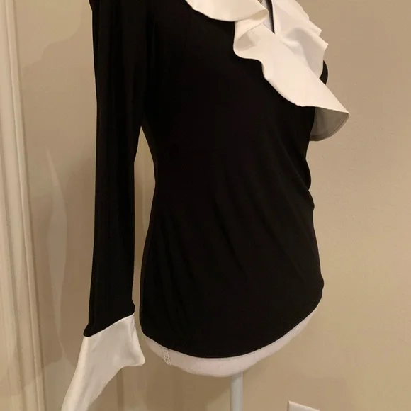 WHBM Black with White Ruffles Top XS NWT - Picture 4 of 7